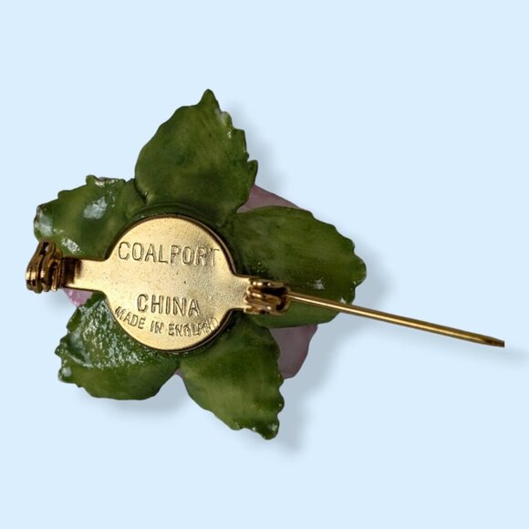 Vintage Coalport Pink Porcelain Floral Brooch - Picture 4 of 5